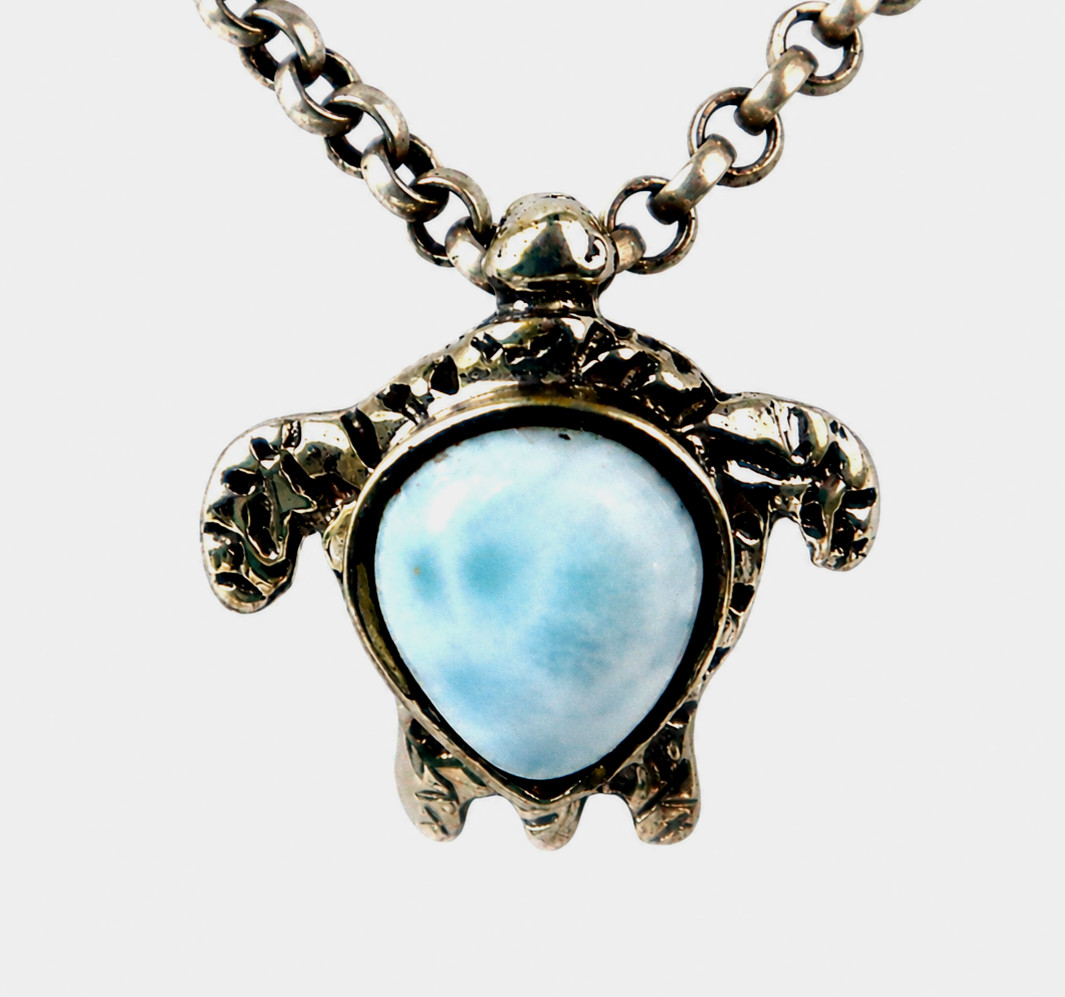 Premium Elegant Light Blue Larimar 925 Sterling Silver Turtle Pendant 19mm